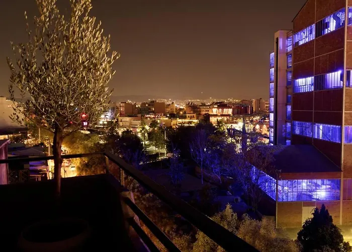 Designer Loft In Heart Of Athens Nightlife
