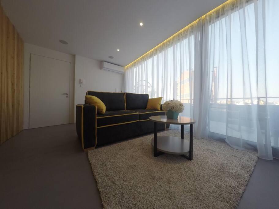 Apartment Designer Loft In Heart Of Nightlife Athens